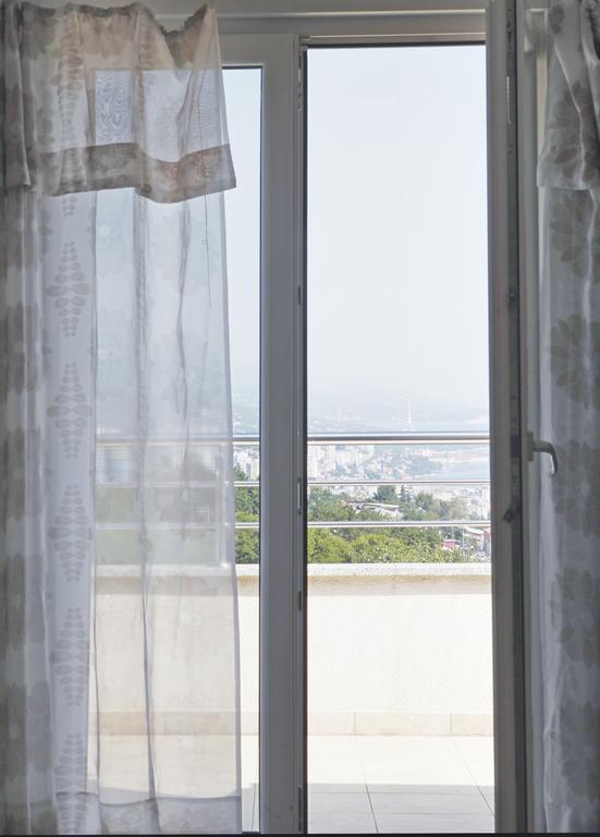 Peachy House Appartement Rijeka Kamer foto