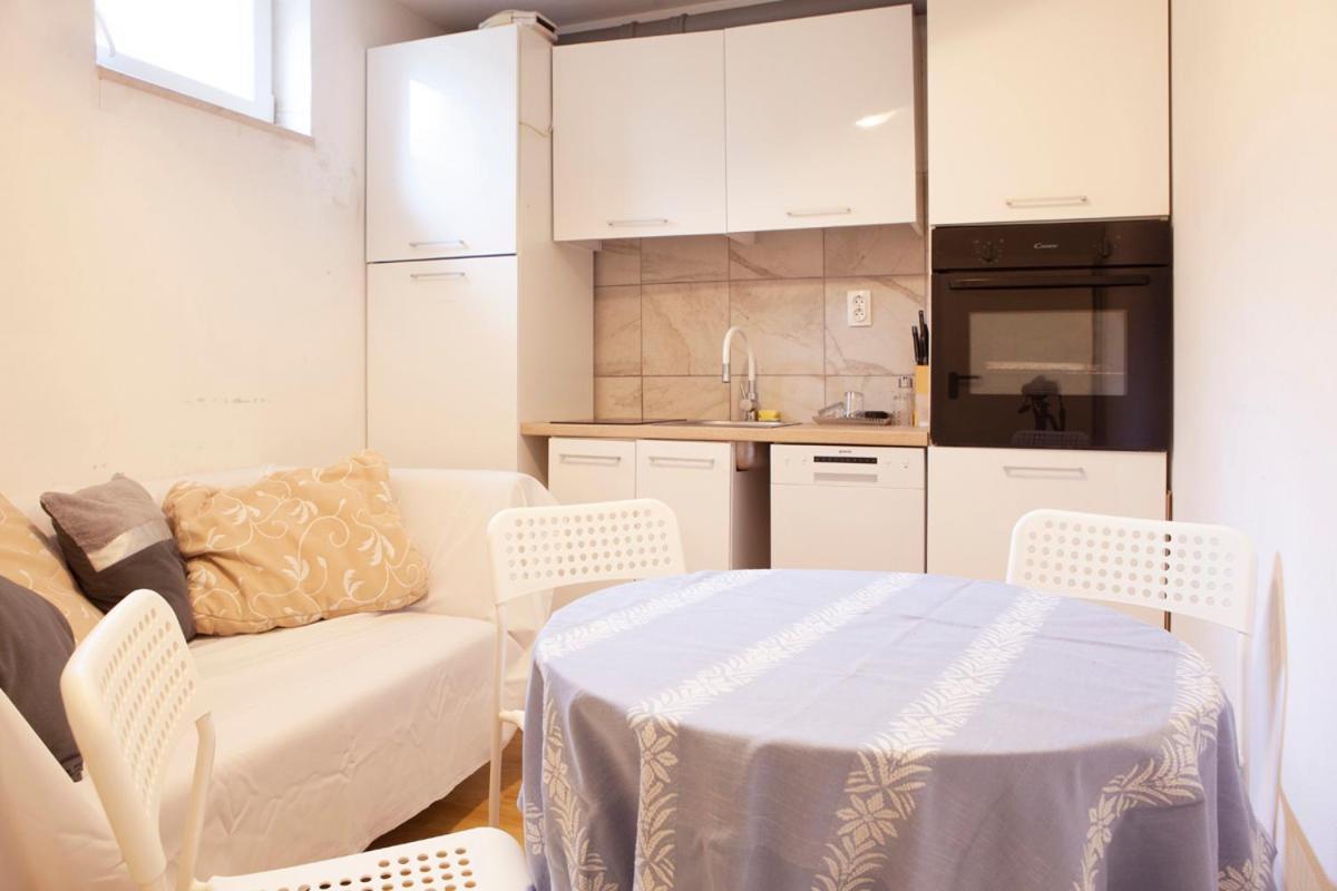 Peachy House Appartement Rijeka Buitenkant foto