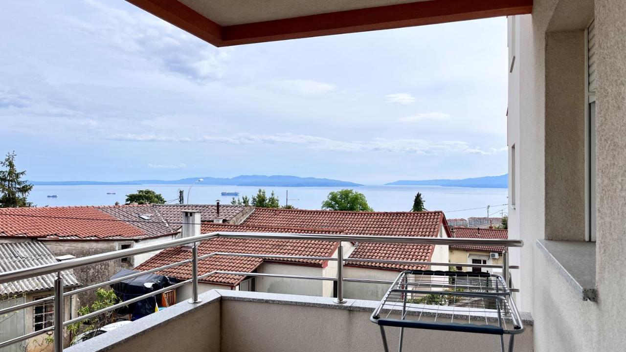 Peachy House Appartement Rijeka Buitenkant foto