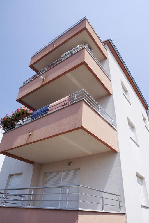 Peachy House Appartement Rijeka Kamer foto