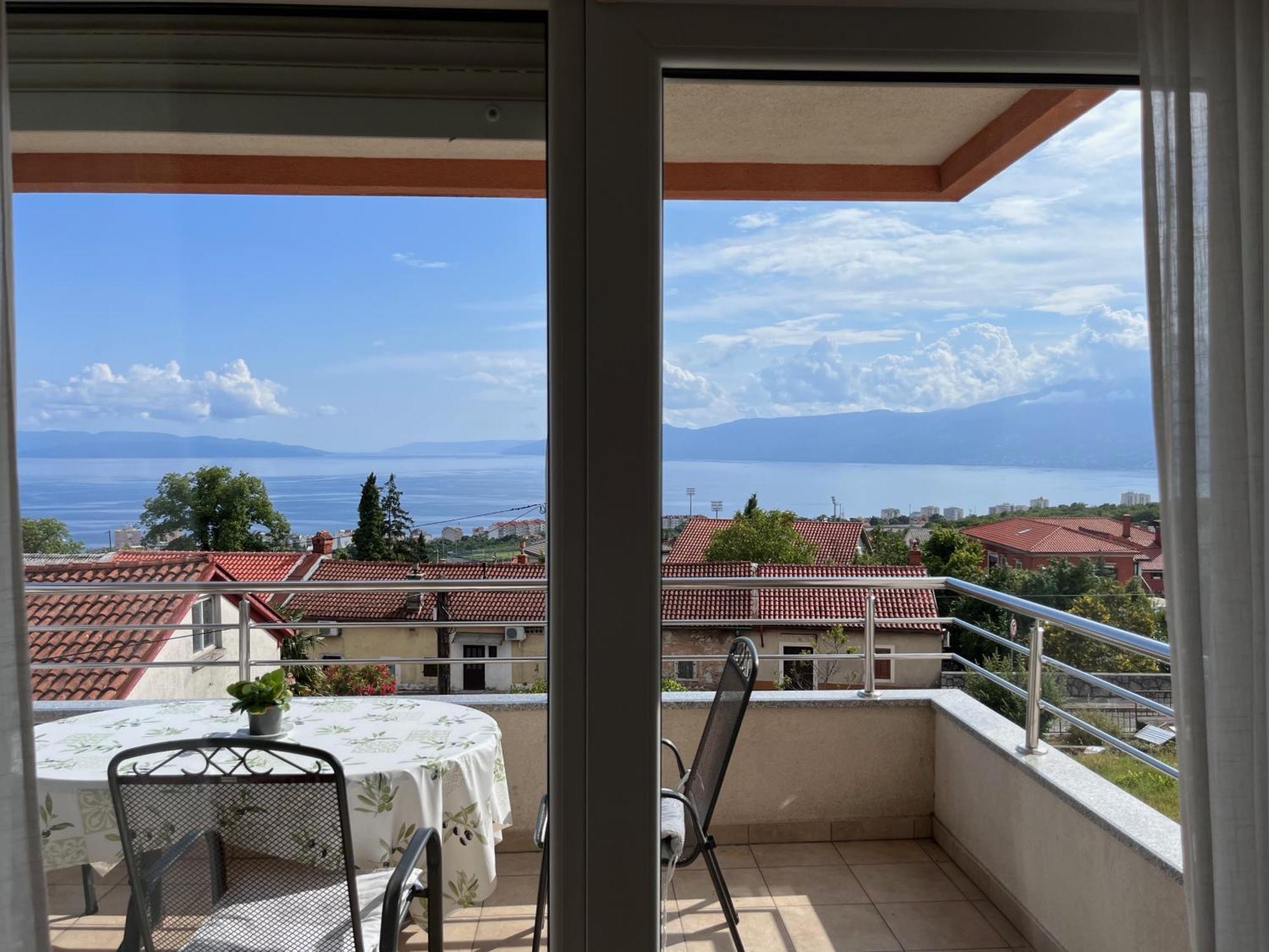 Peachy House Appartement Rijeka Buitenkant foto